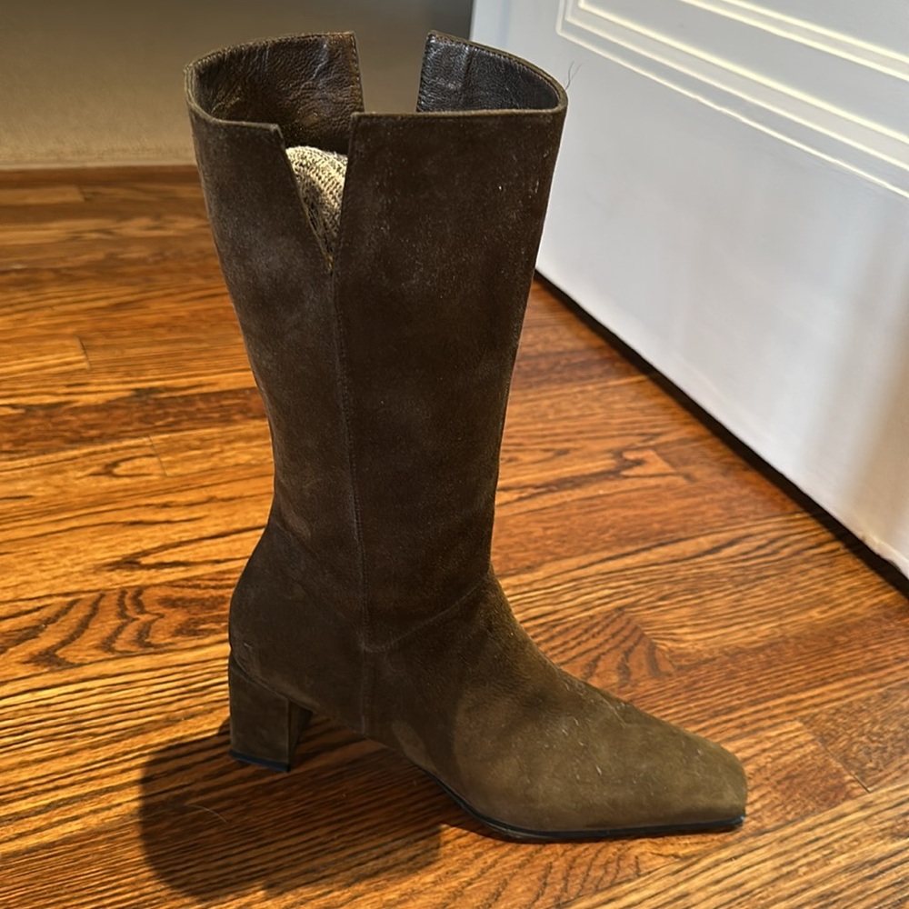Elegant Brown below the KneeWomen's Boots